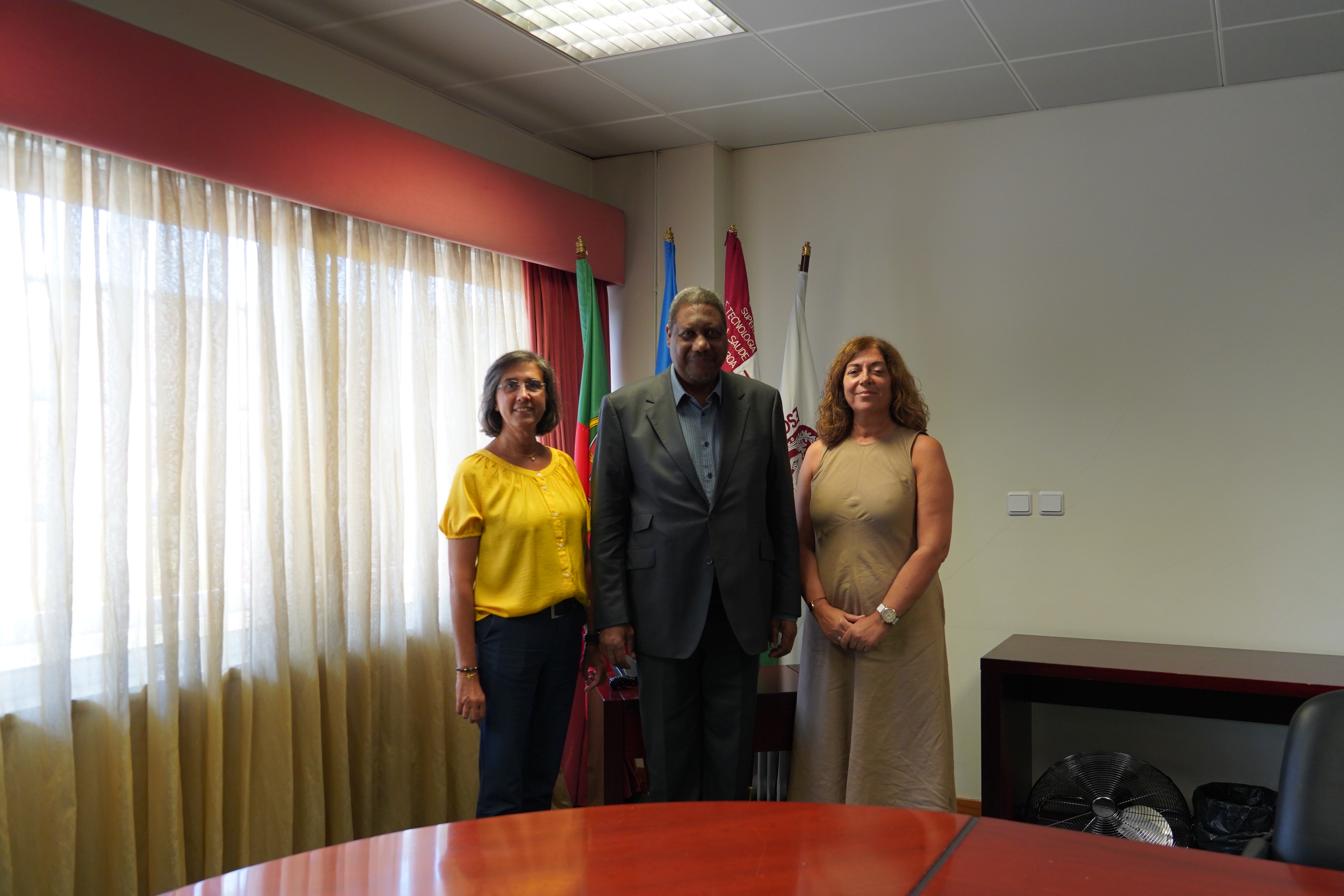 visita institucional maputo