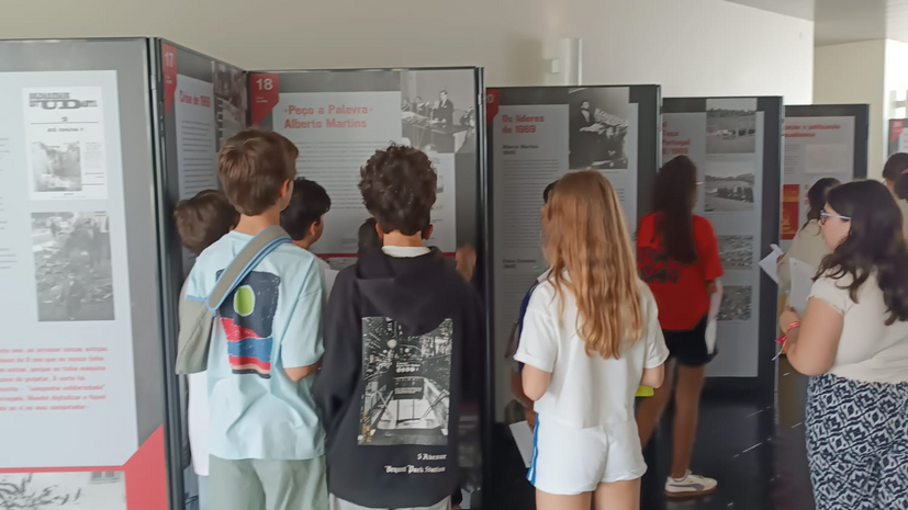 Visita de alunos da Escola Vasco da Gama à ESTeSL